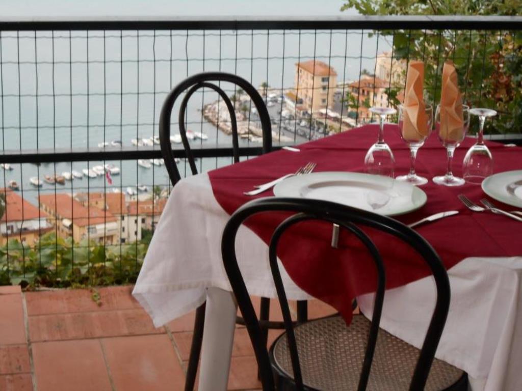 Hotel Vittoria Porto Santo Stefano  Eksteriør billede