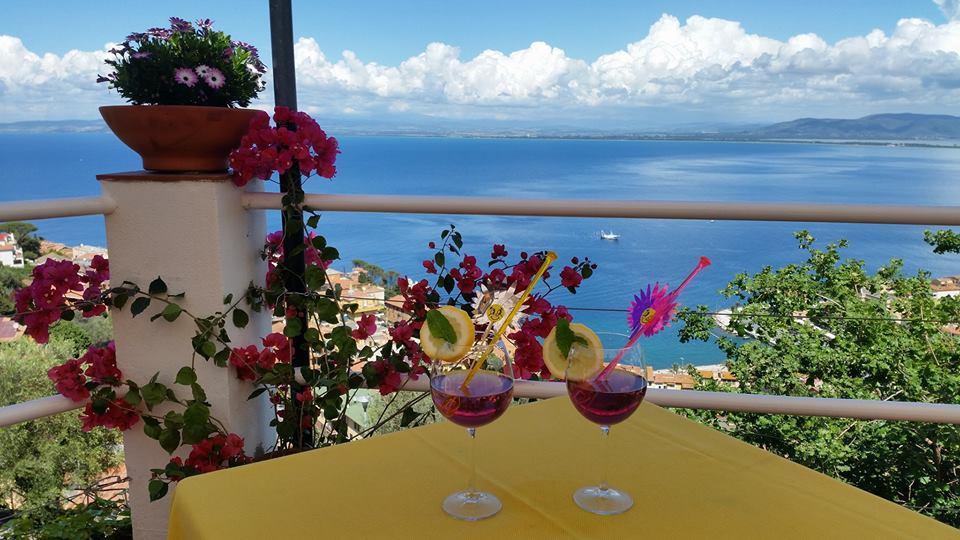 Hotel Vittoria Porto Santo Stefano  Eksteriør billede